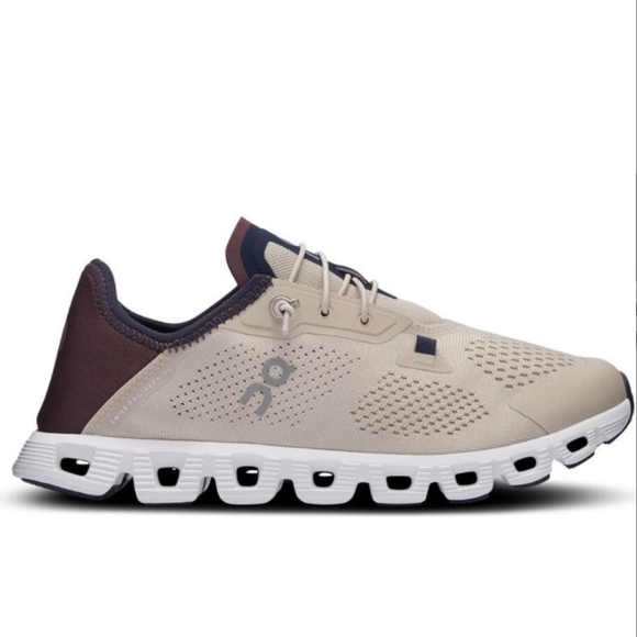 NEW On Cloud 5 Coast Sneaker - Picture 2 of 6